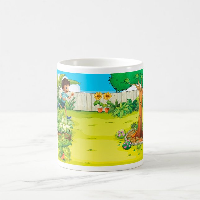 Mug Joueur garçon courir dans un Jardin vert luxuriant (Créateur téléchargé)