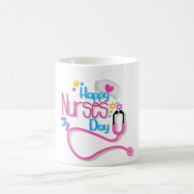 Mug Joyeux T-shirt de la Journée des infirmières (Centre)