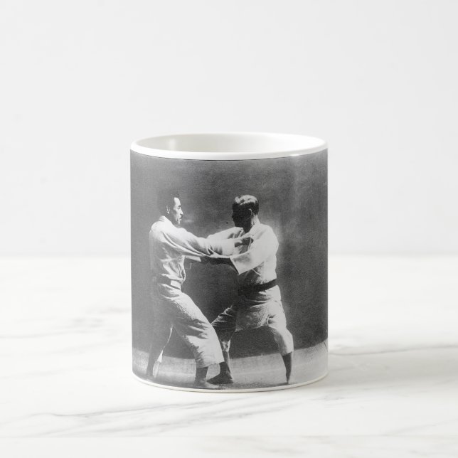 Mug Judo de Judoka Jigoro Kano Kyuzo Mifue de Japonais (Centre)
