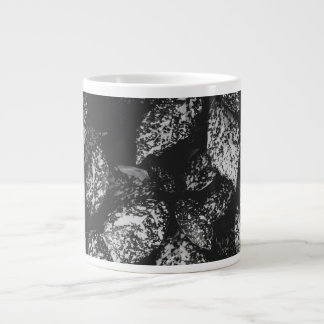 Mug Jumbo à motifs gaufrés noir et blanc