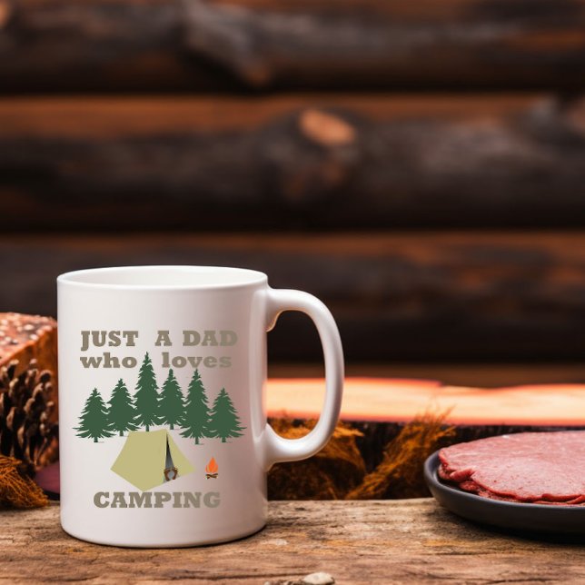 Mug Juste un père qui aime le camping et la randonnée (Créateur téléchargé)