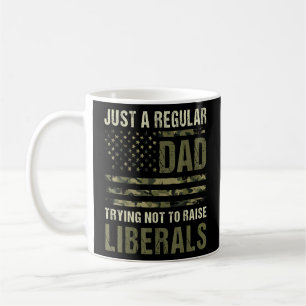 Mug Juste Un Père Régulier Essayant De Ne Pas Élever L