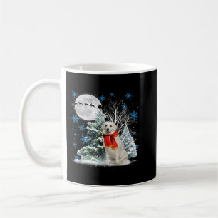 Mug Kuvasz sous le pyjama de Noël de neige au clair de