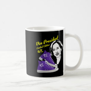 Mug La Funny Kamala Harris Vintage Sneakers 2 