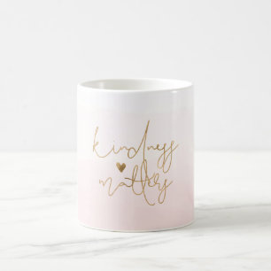 Mug La gentillesse inspirante compte le coeur d'or