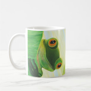 Mug La grenouille verte aux gros yeux derrière le pavé