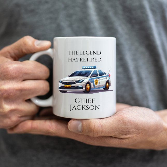 Mug La légende a la police à la retraite Personnalisé  (Créateur téléchargé)