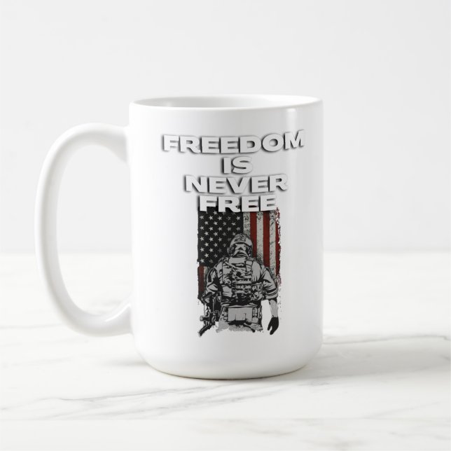 Mug La liberté n'est jamais libre avec l'image d'un so (Gauche)