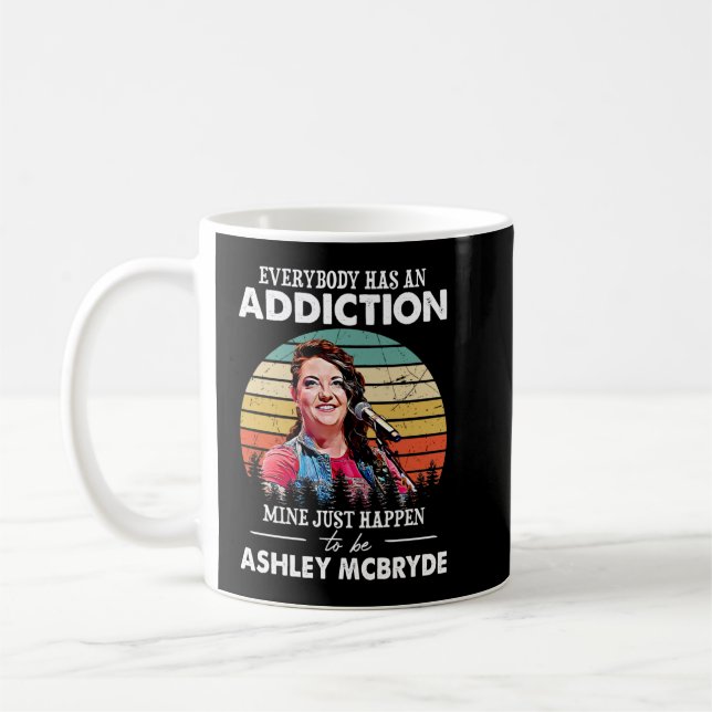 Mug La Mine De Cadeaux De Musique Se Trouve Être Ashle (Gauche)