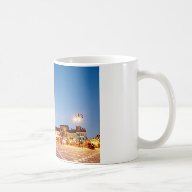 Mug La place de marché de Brasov en Roumanie (Droite)