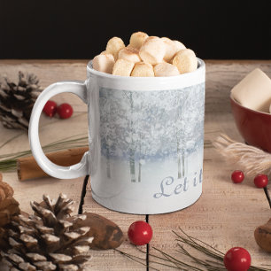 Mug La scène du bois d'hiver laissez-la neiger