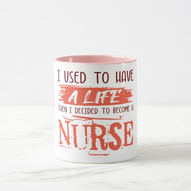 Mug La vie de l'infirmière. Drôle cool de dire. Idée c (Centre)