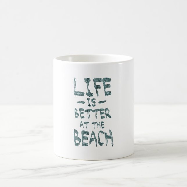 Mug La vie est meilleure à la plage (Centre)