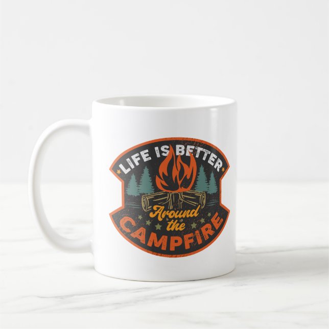 Mug La Vie Est Mieux Autour Du Feu De Campagne (Gauche)