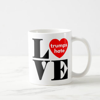 Mug L'amour domine la haine