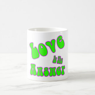 Mug L'amour est la réponse