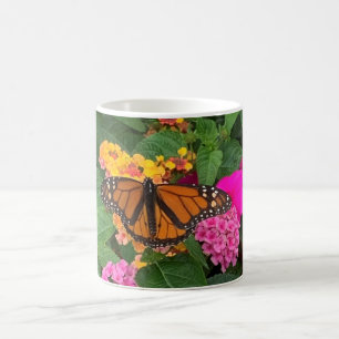 Mug Lantana floral rose jaune vert avec papillon