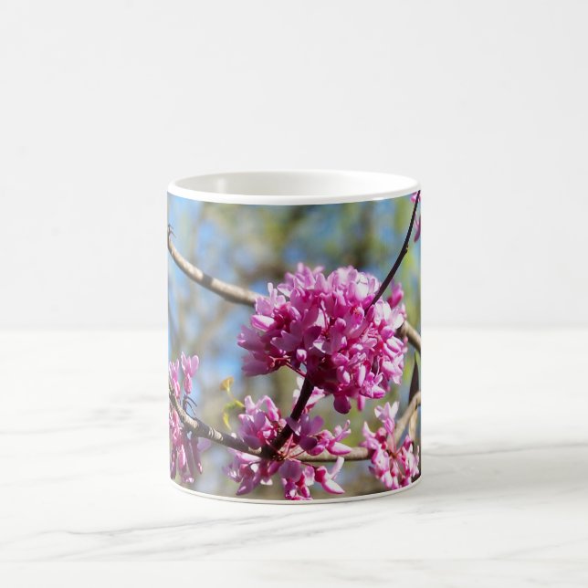 Mug L'arbre de Redbud fleurit (Centre)
