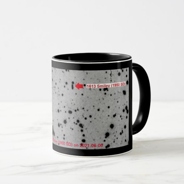Mug L'Astéroïde 1613 Smiley (1950 SD) sur 2021-06-06 (Devant droit)