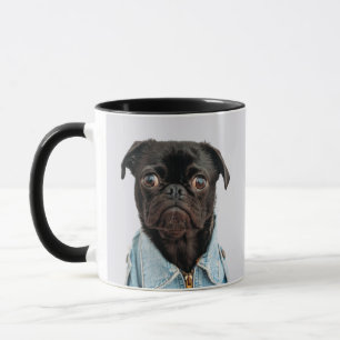 Mug Le chien noir de carlin ajoutent le texte