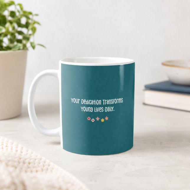 Mug Le dévouement transforme les jeunes vies - Parent  (Créateur téléchargé)