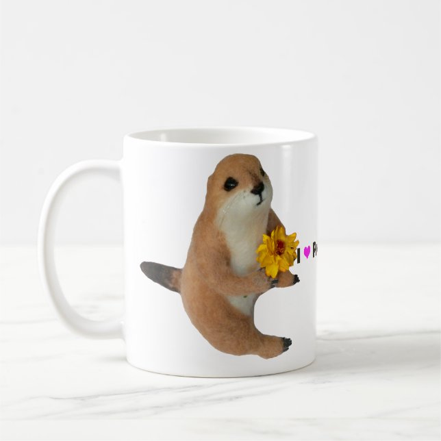 Mug le jouet bourré de chien de prairie (Gauche)