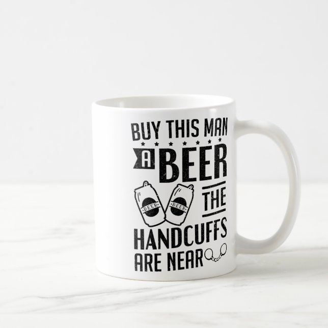 Mug Le marié les menottes sont proches de l'enterremen (Droite)