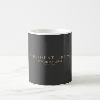 Mug Le Président Trump. Deploribus Unum.