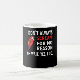 Mug Le propriétaire de la perroquet Macaw donne l'ardo