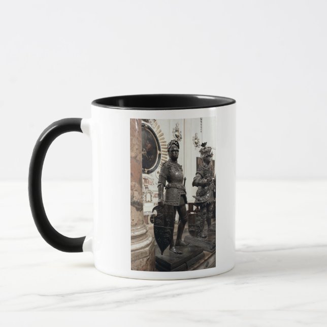 Mug Le Roi Arthur, statue de la tombe de Maximilian (Gauche)