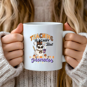 Mug L'enseignement d'Halloween est effrayant mais j'ai