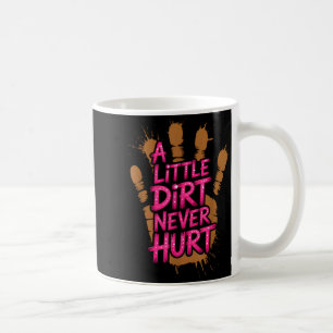 Mug Les enfants un peu de terre font mal course dans l