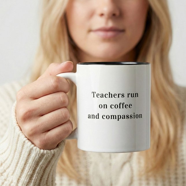 Mug Les Enseignants Fonctionnent Sur Citation De Café (Créateur téléchargé)