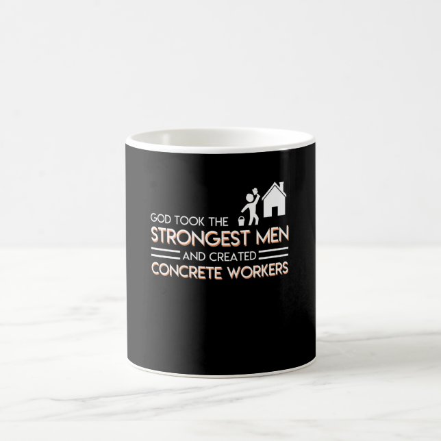 Mug Les hommes les plus forts ont créé les (Centre)