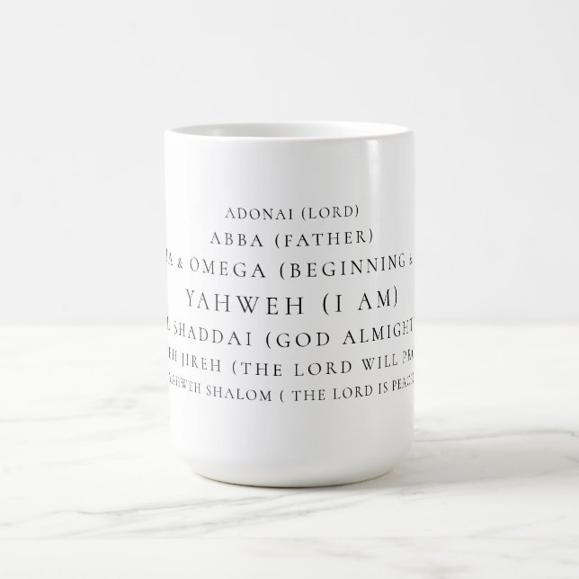 Mug Les noms de Dieu typographie chrétienne (Centre)