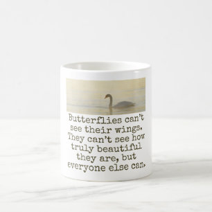 Mug Les papillons ne voient pas leurs ailes - Citation