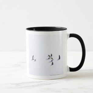 Mug Les pingouins jouant au football