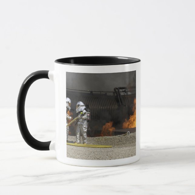 Mug Les pompiers neutralisent un feu (Gauche)