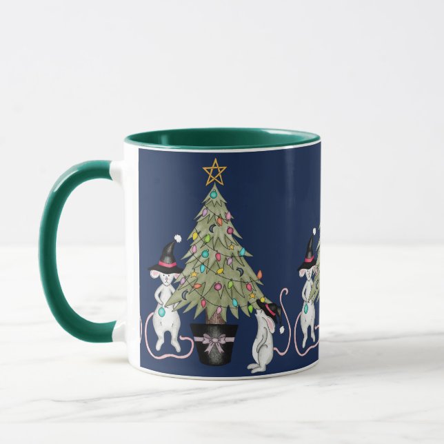Mug Les souris sorcières Festives Décorent Leur Arbre  (Gauche)