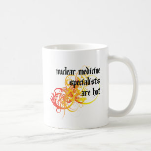 Mug Les spécialistes nucléaires en médecine sont