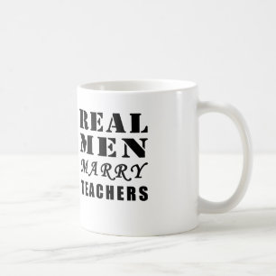 Mug Les vrais hommes marient les professeurs café ou