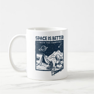 Mug L'espace est meilleur avec le feu de camp