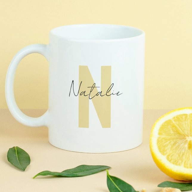 Mug LETTRE INITIALE Jaune Élégante Nom simple Monogram (Créateur téléchargé)