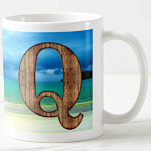 Mug LETTRE MONOGRAPHIQUE INITIALE EN BOIS Q PLAGE Océa