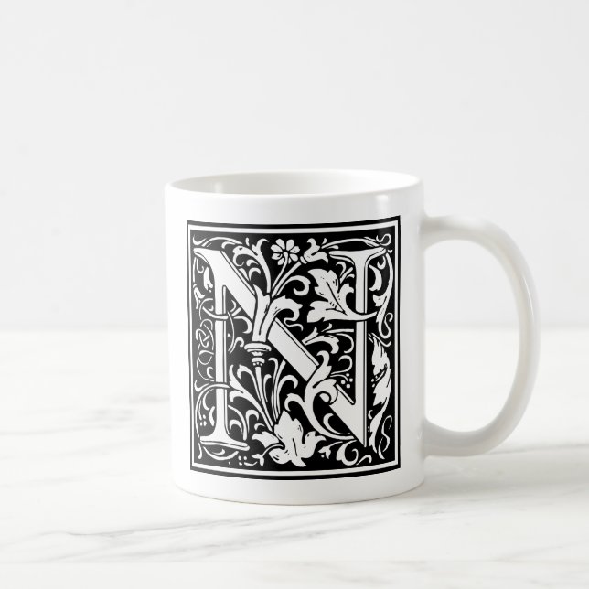 Mug Lettre N Monogramme médiéval Art Nouveau (Droite)