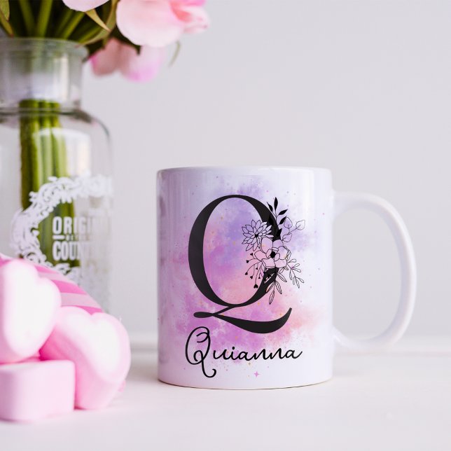 Mug Lettre rose violet noire Florale Monogramme Q (Créateur téléchargé)