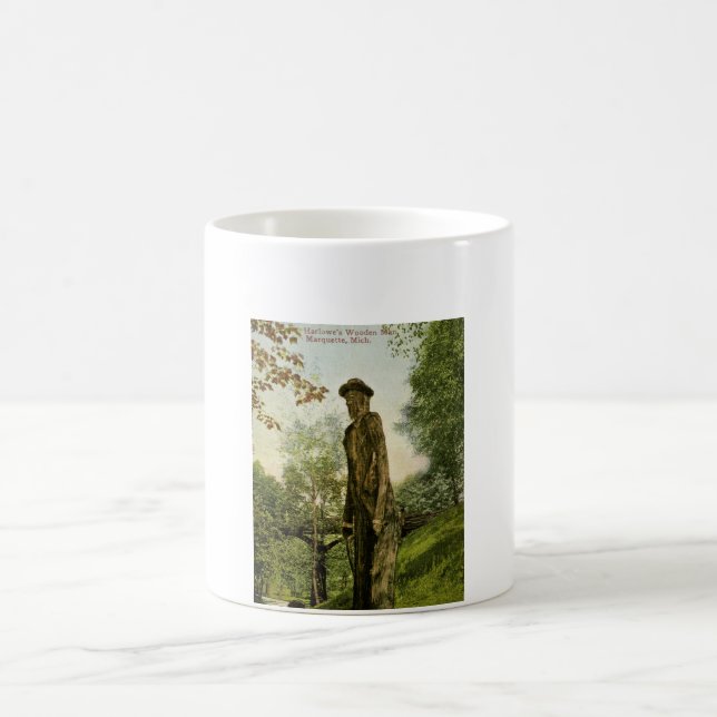 Mug L'homme en bois Marquette, Michigan de Harlow (Centre)