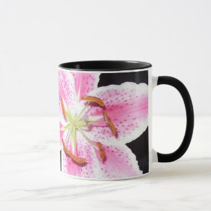 Mug Lily rose Fleur Lily rose délicate sur noir
