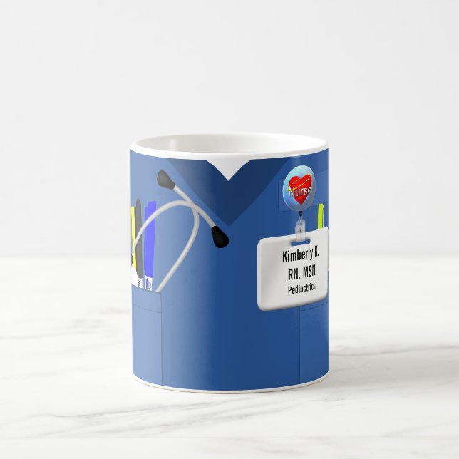 Mug L'infirmière personnalisée frotte dans le bleu (Centre)