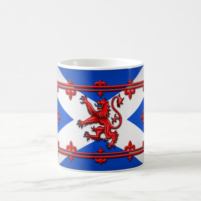 Mug Lion effréné sur le drapeau écossais (Centre)